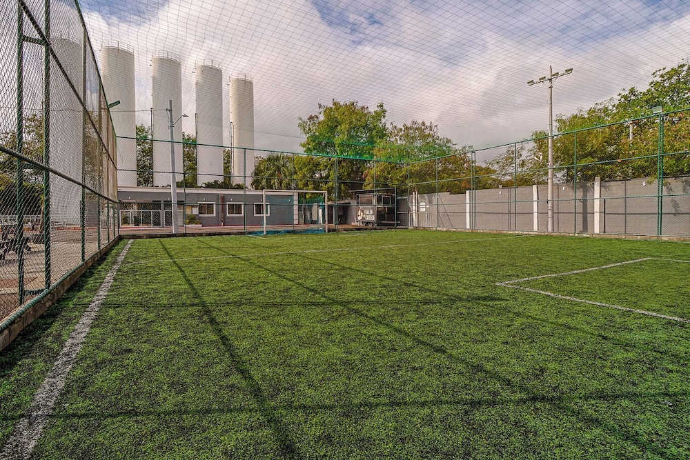 Apto com Ar-condicionado e Vaga em Hon rio Gurgel