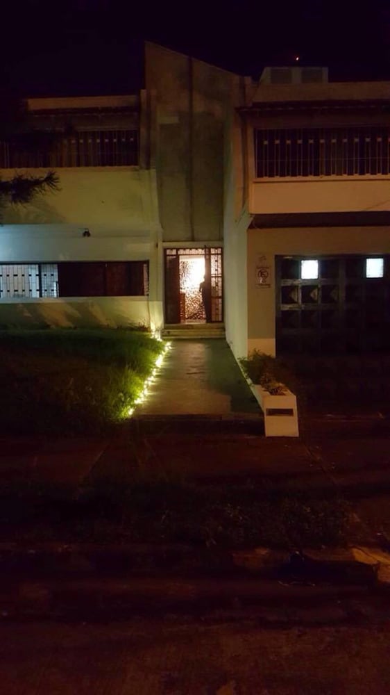 D&C HOSTEL
