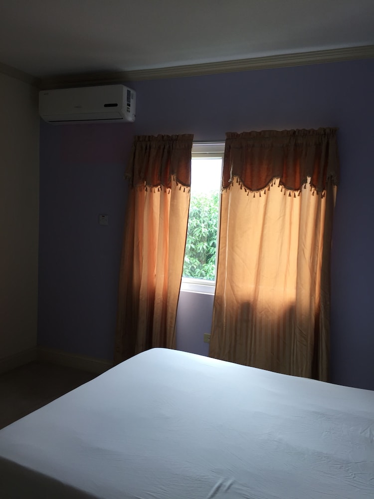 Kingston Paradise Place Rooms
