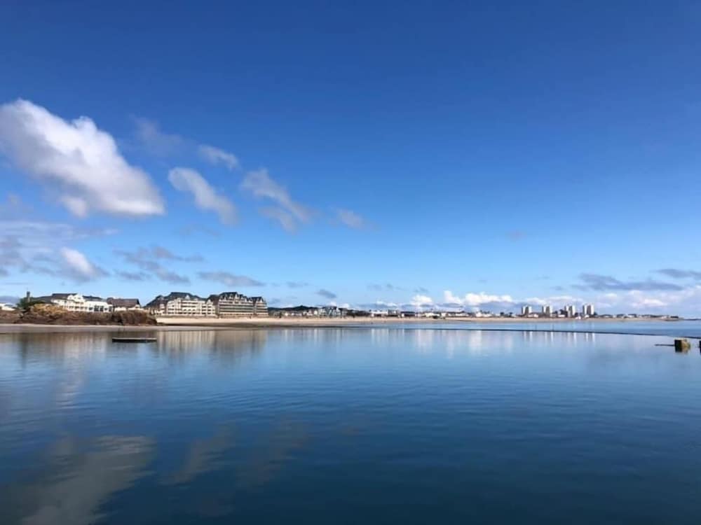 De L'Etang Jersey