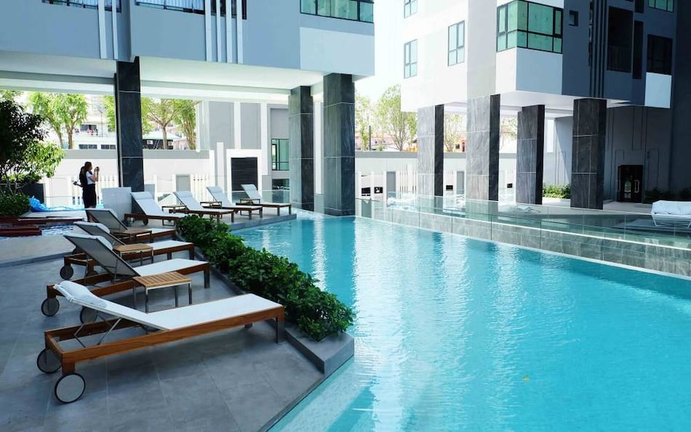 Exclusive Sea View 2 Bed Room High Floor 2 Balcony