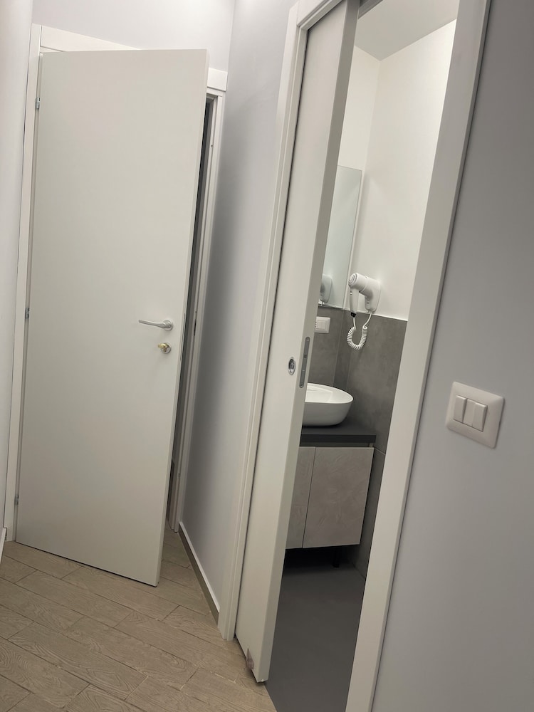 Central Suite 57
