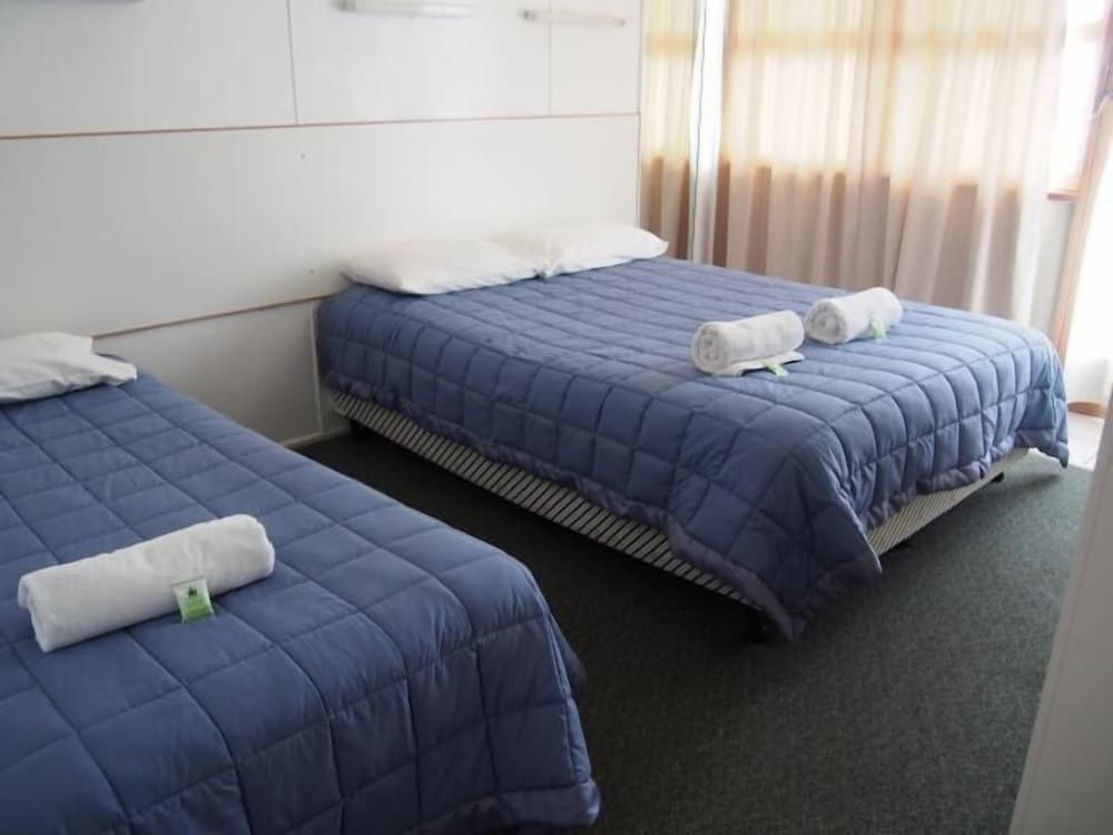 Harbour View Motel