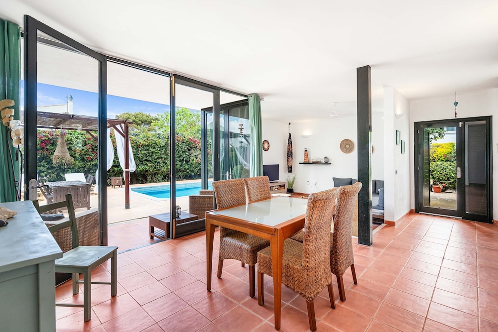 Anana Binisafua Villa With a Pool by the sea photo 3