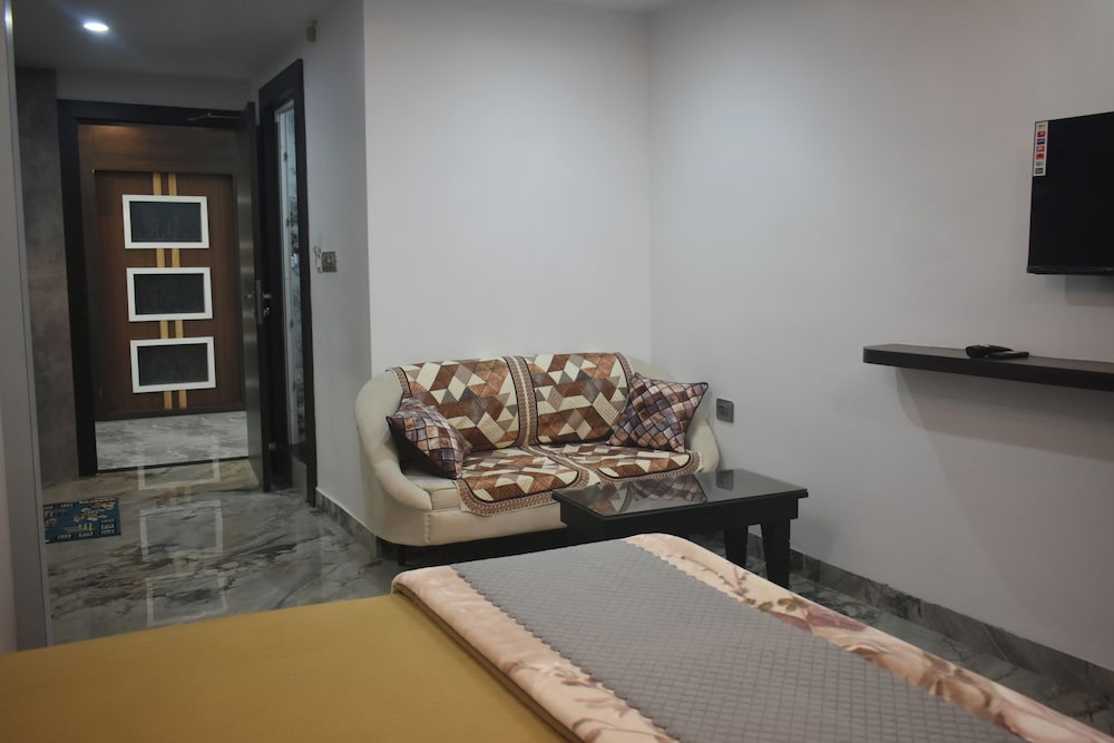 Hotel Neelkanth