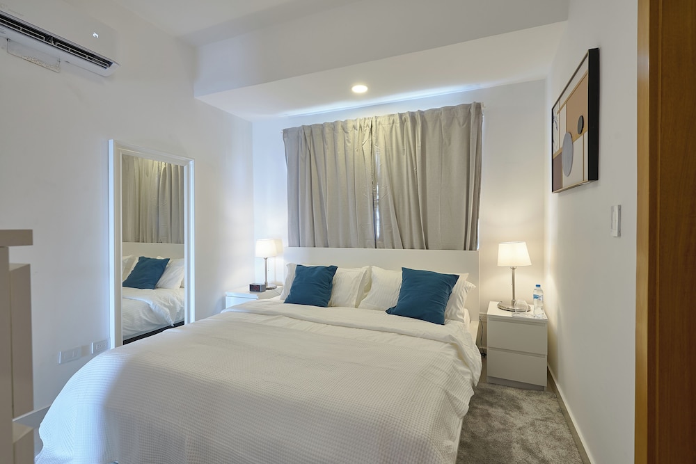 Apartments in La Julia 1 and 2 Bedrooms