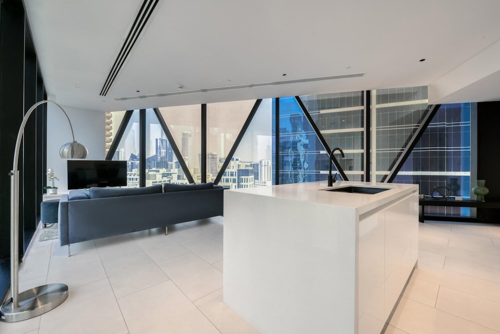 Luxury Apt W Burj Khalifa Vw Dubai Canal Access