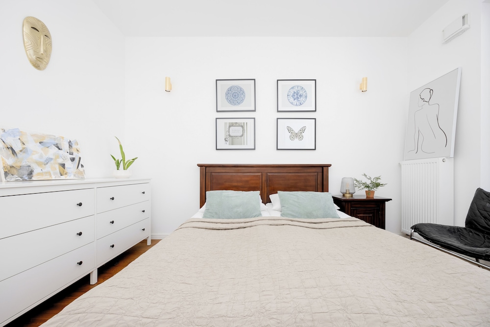 Karlińskiego Apartment Warsaw by Renters