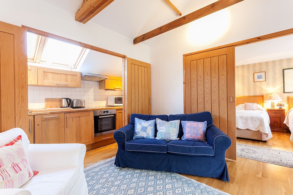 Wisteria Suite