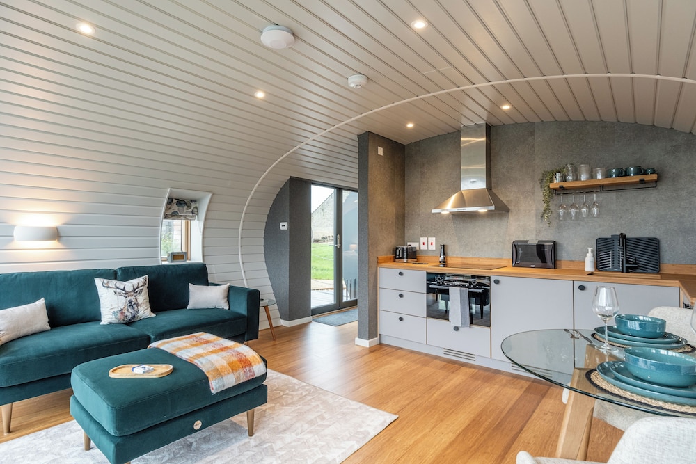 Unique 1 BD Eco-Retreat in Old Chalford