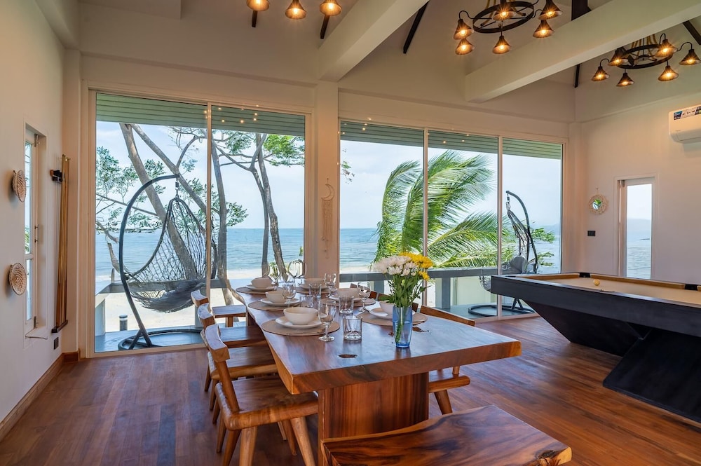 Danisam 4BR BeachVilla SunsetView KBR47