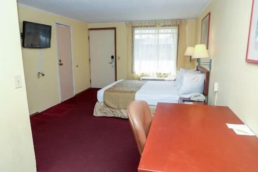 River Side Inn