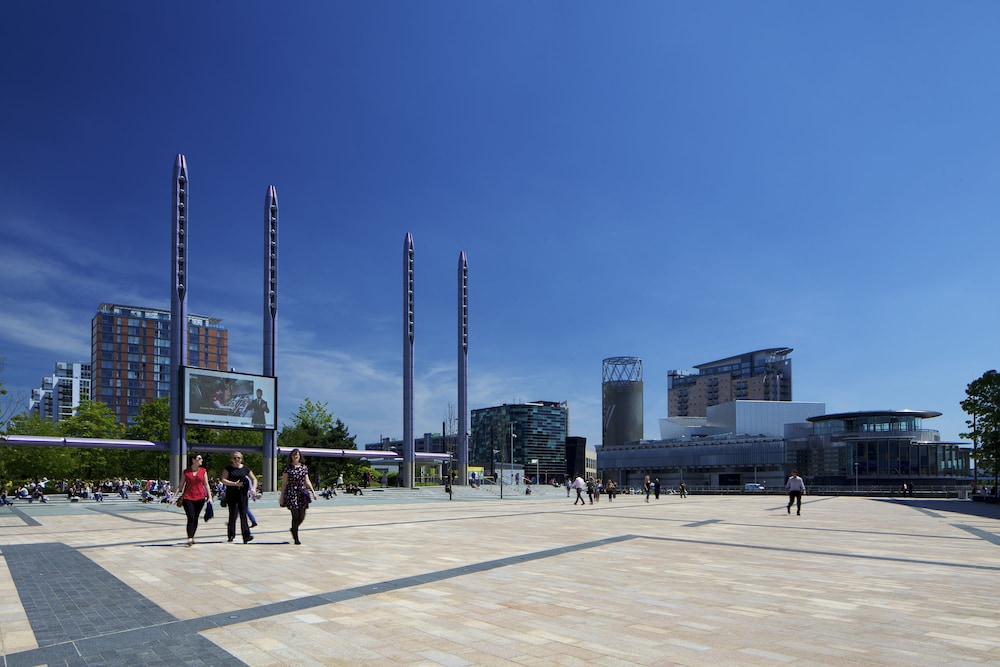 Salford Vacations - Holiday Inn Manchester-Media City UK, an IHG Hotel - Property Image 12