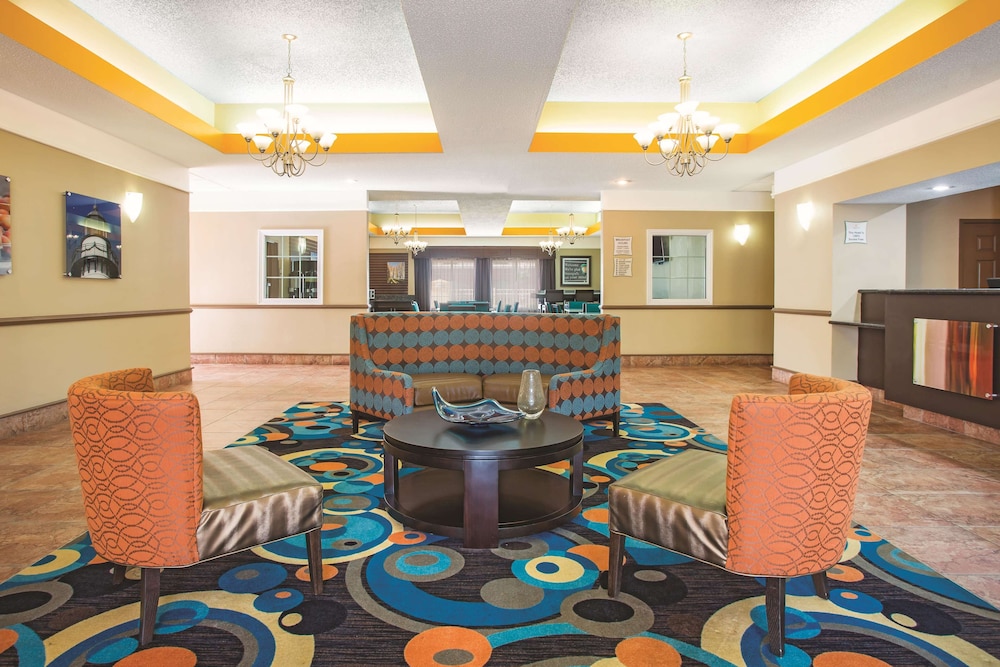 Spark by Hilton Kingsland view 2