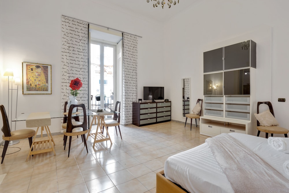 Costigliola Palace Netflix&Parking Flat