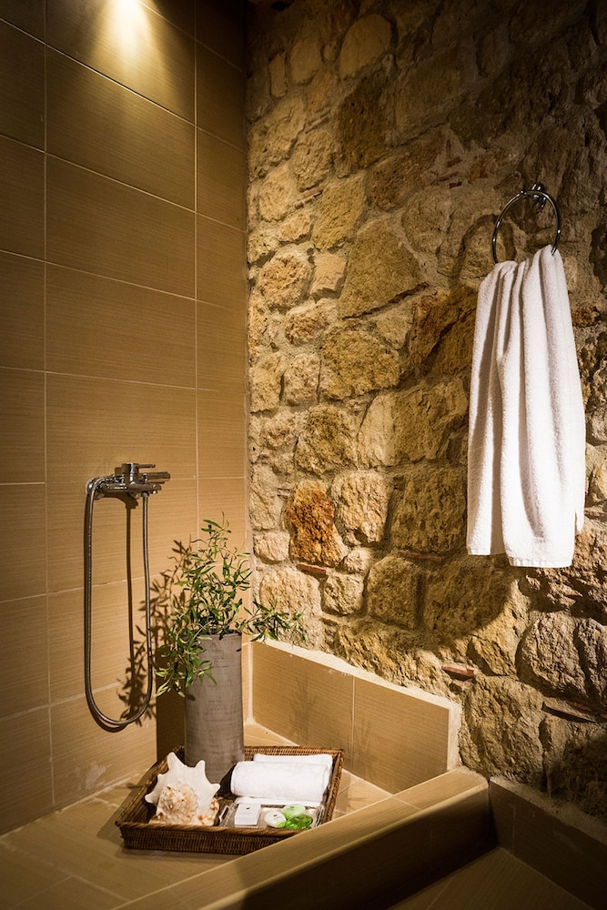 Stigmes Villas & Suites
