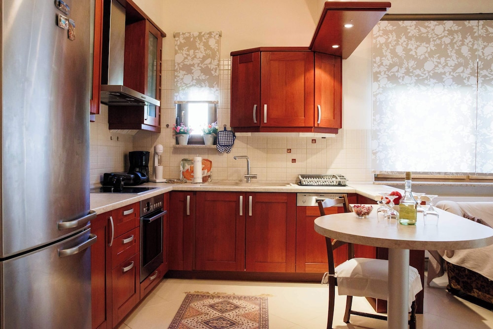Anastasia s Kastoria Cozy Modern Garden Retreat
