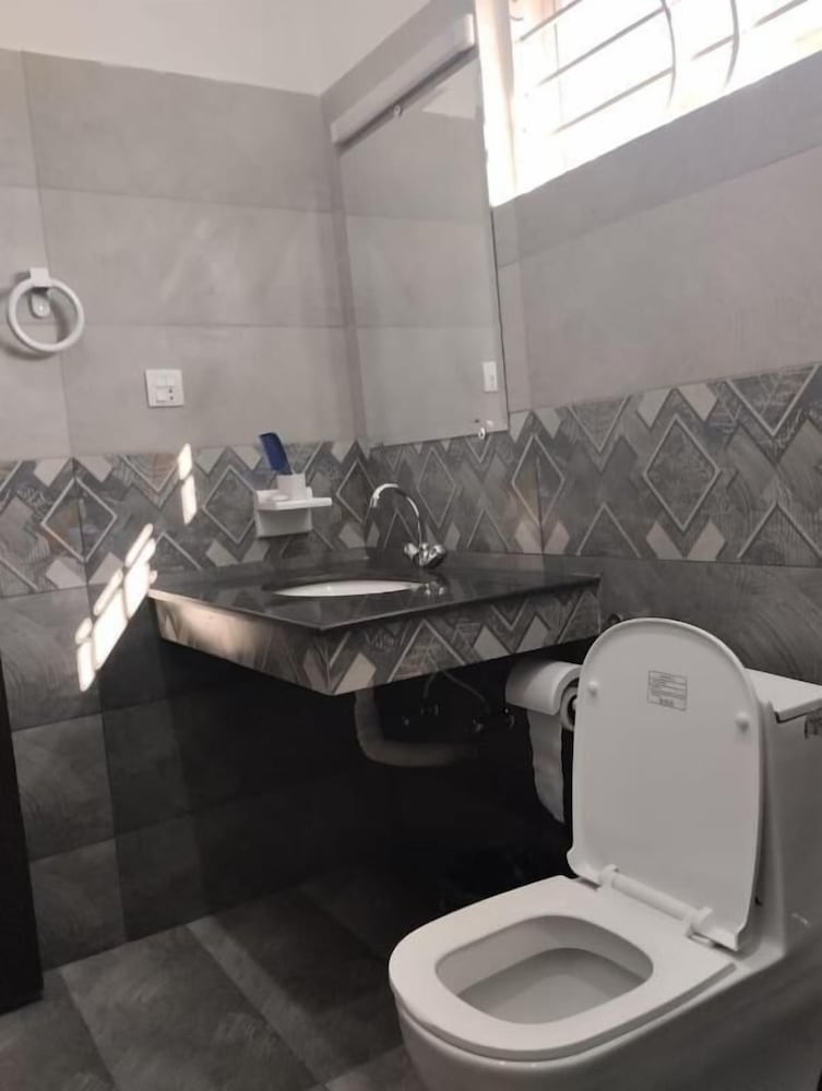 ITL GUESTHOUSE