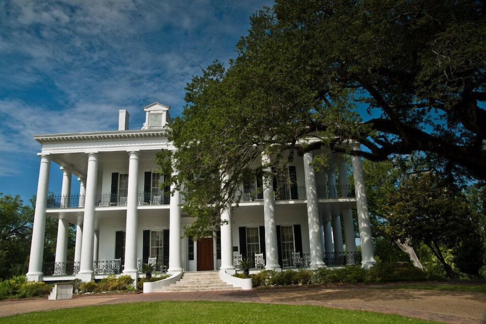 Dunleith Historic Inn