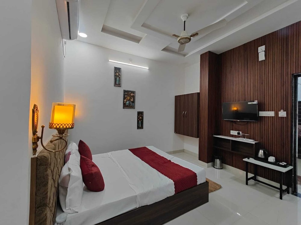 Hotel Rishi Excellency view 3