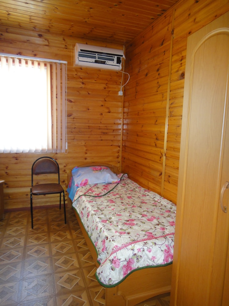 Guest House MishLen