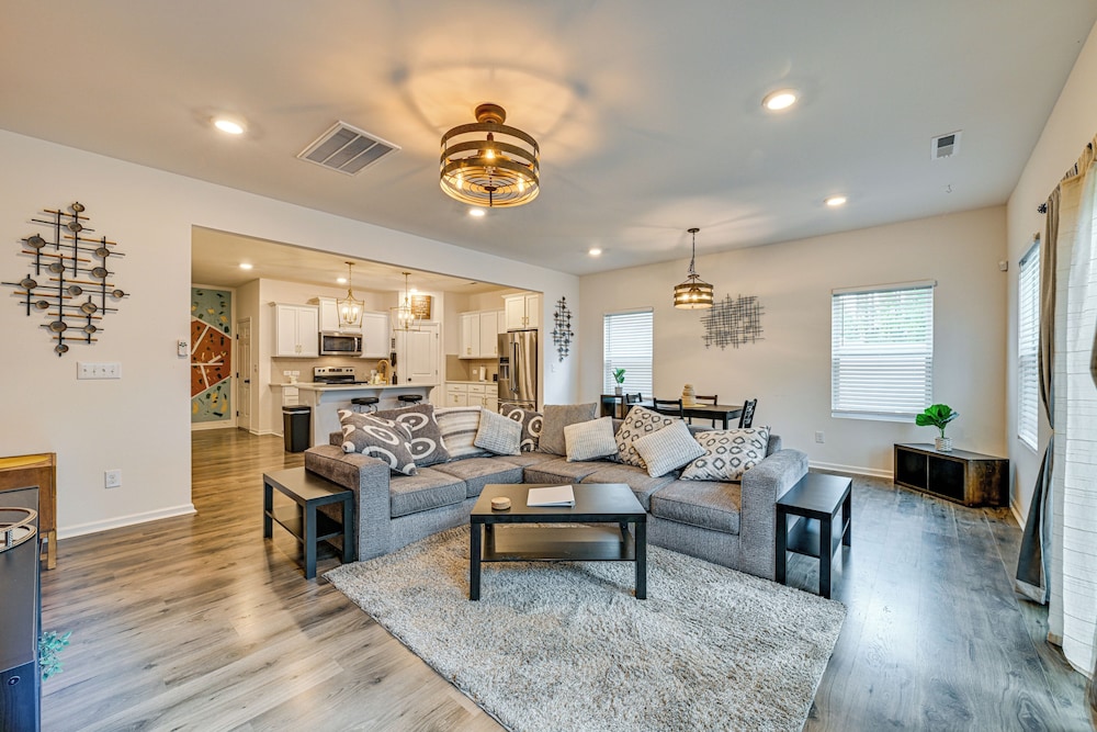2 Mi to Whitewater Center: Suburban Abode w/ Patio