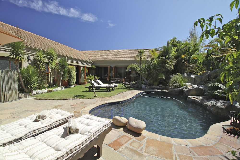 Villa Chad Luxury Guesthouse