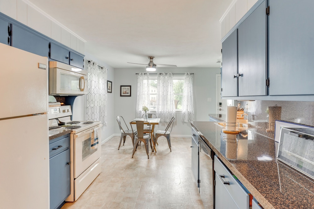 Family Retreat Near Hersheypark w/ Horse Farm View