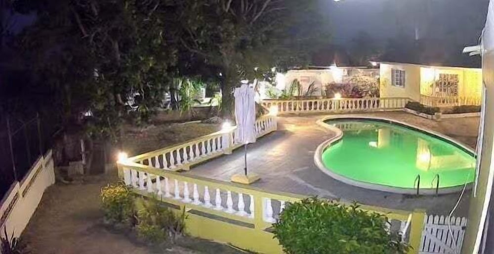 Ironshore Sugarmill Villa W Private Pool 6 Bedroom Villa