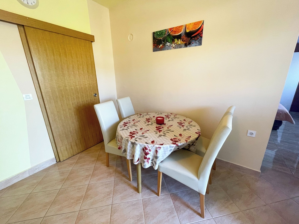 Apartment Combaj 3