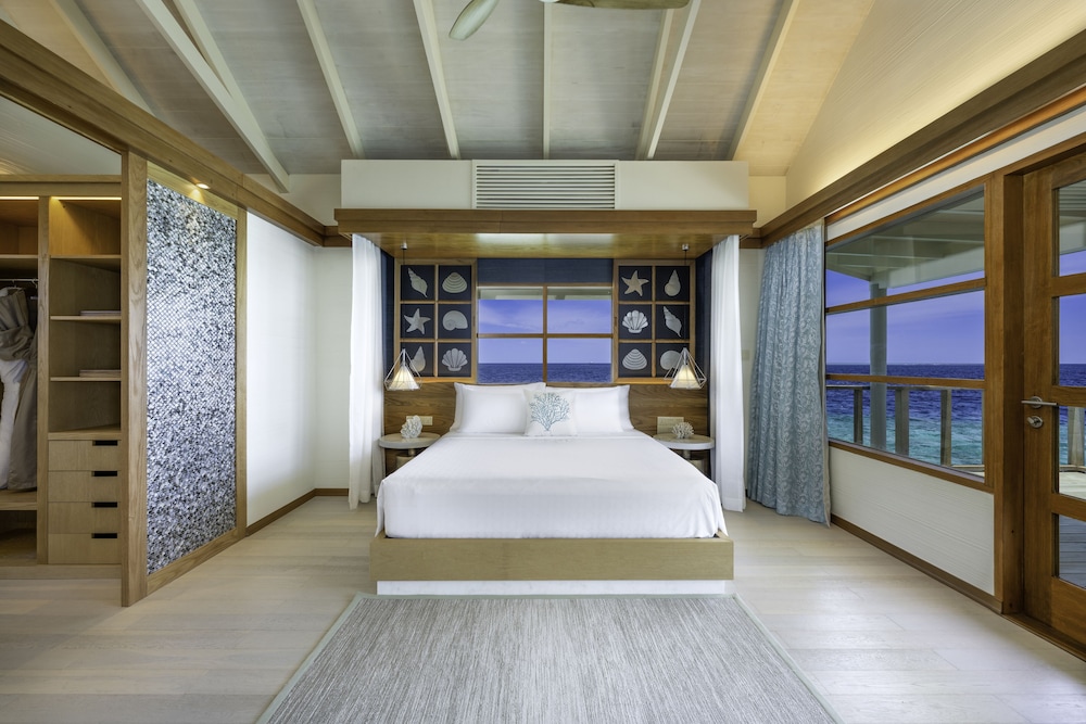 OBLU SELECT Lobigili  with Free Transfers - image 5