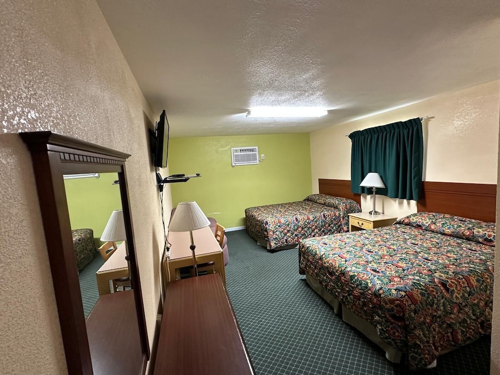 Hotel O Longhorn Boise City OK