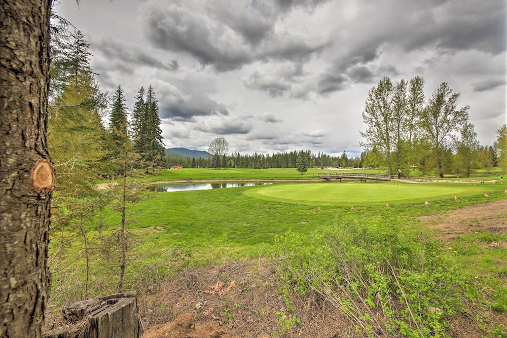 Elegant Priest Lake Townhome  1 Mi From Lake - Property Image 16