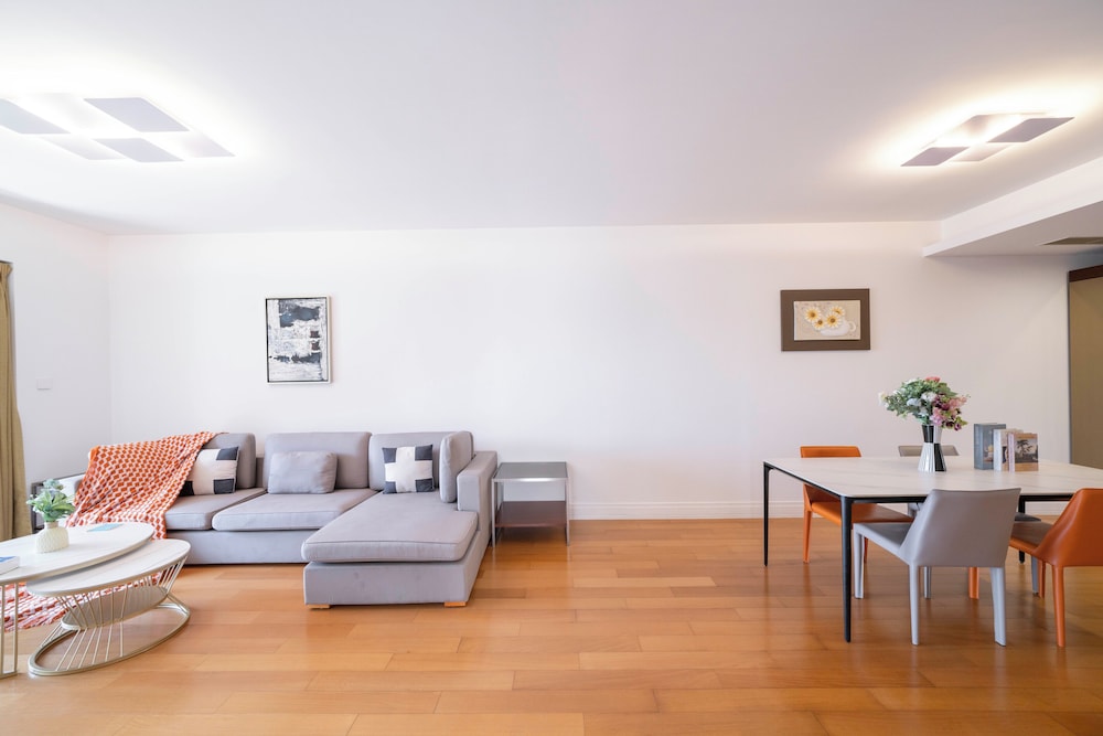Tyms Cozy 2BR 1BA Apt Yongxin Century