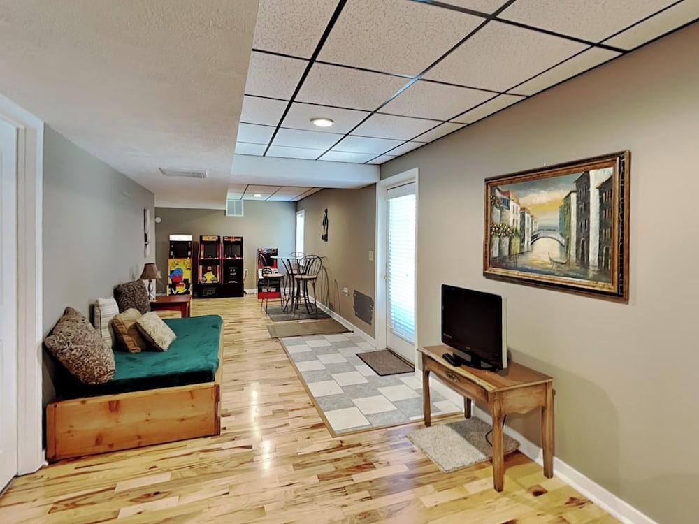 Pinnacle Place by Jackson Mountain Rentals