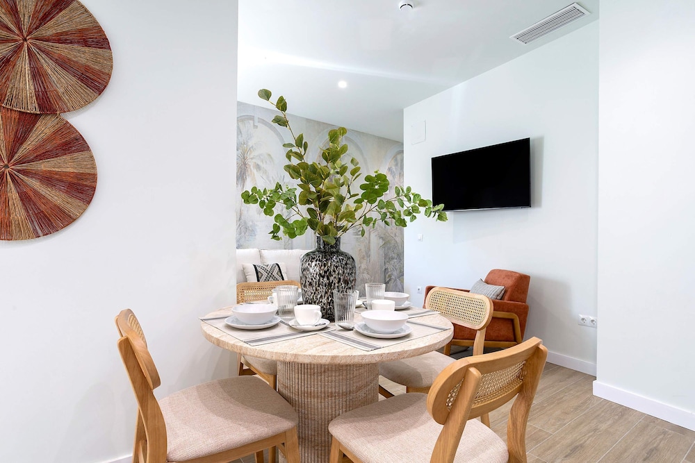 Elegant Apartment in C diz Patrocinio V