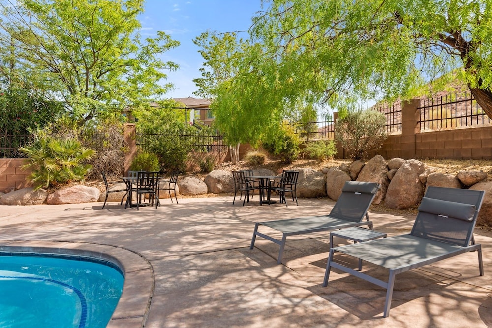 Copper House 2 Bedroom Condo