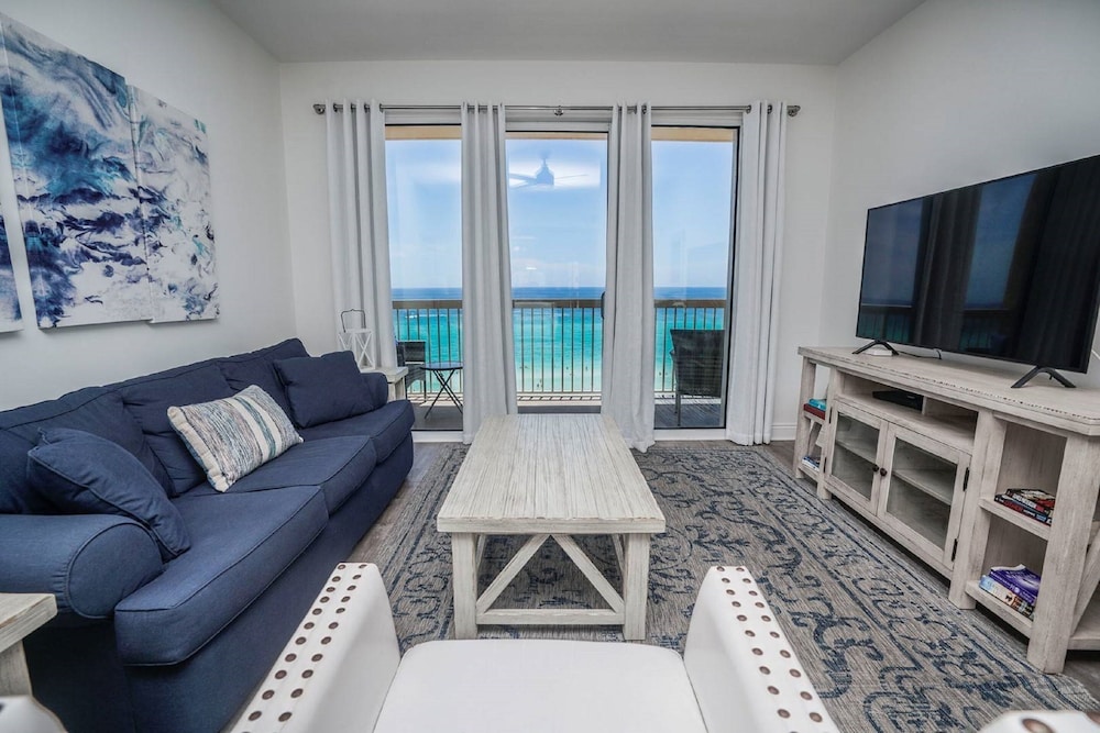 Calypso Beach Resort by Panhandle Getaways