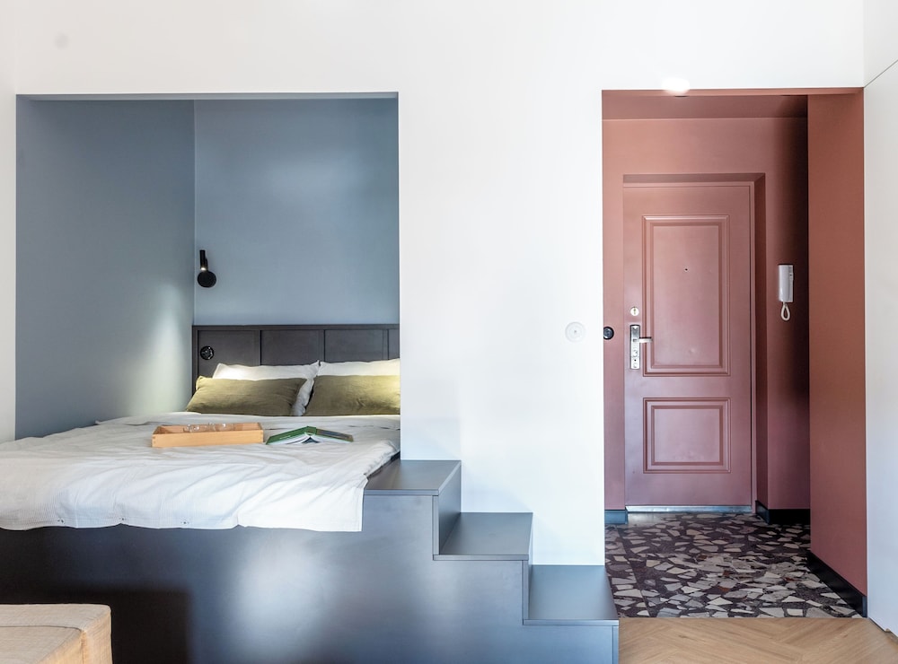 City Center Apartment 81 - ProperUNIT
