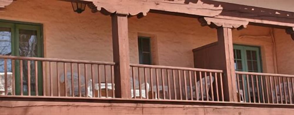 Winslow Vacations - La Posada Hotel - Property Image 3
