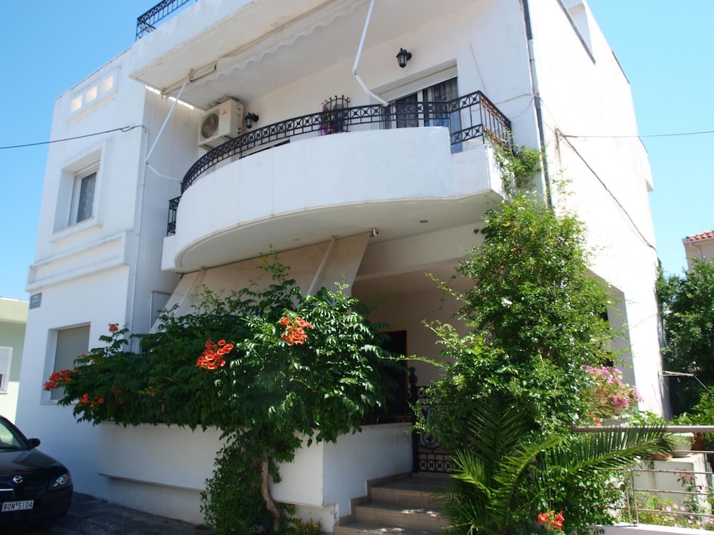 Amaryllis Apartment in Volos photo 1