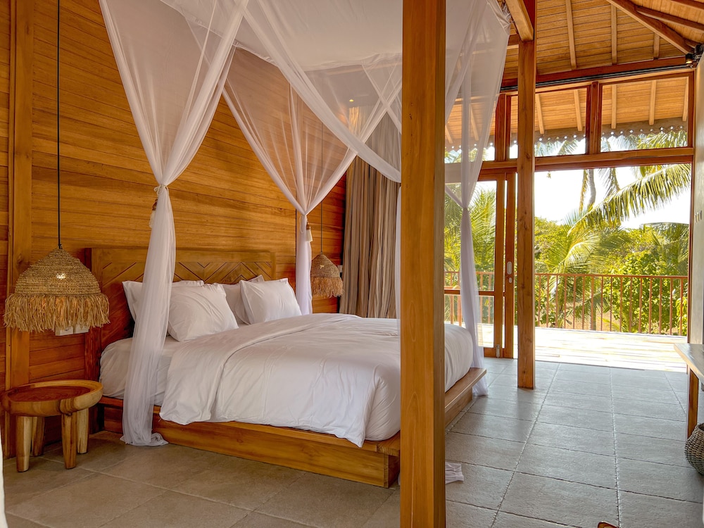 Amrani Diamond Beach Villas & Pool view 2