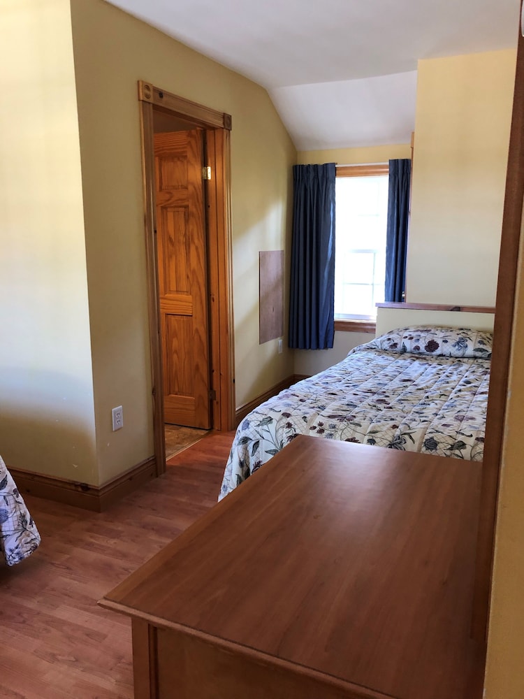 Shining Waters Cottages