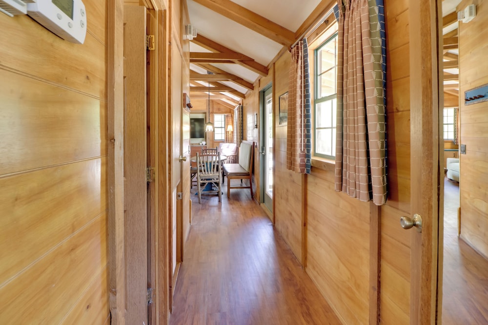 Fire Pit + Lake Access: Cabin Retreat in Heflin