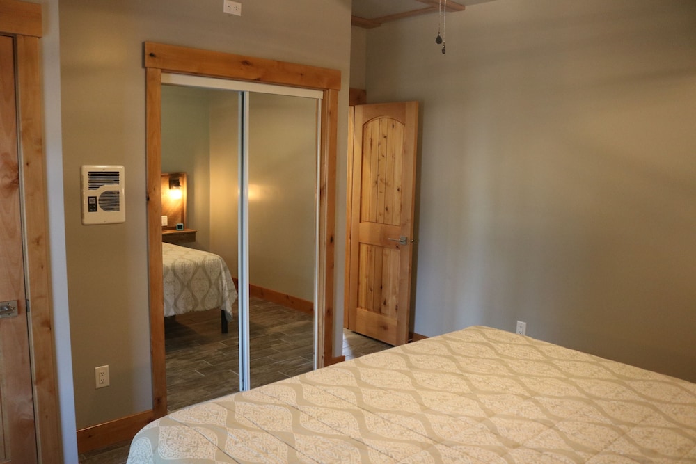 Columbine Inn