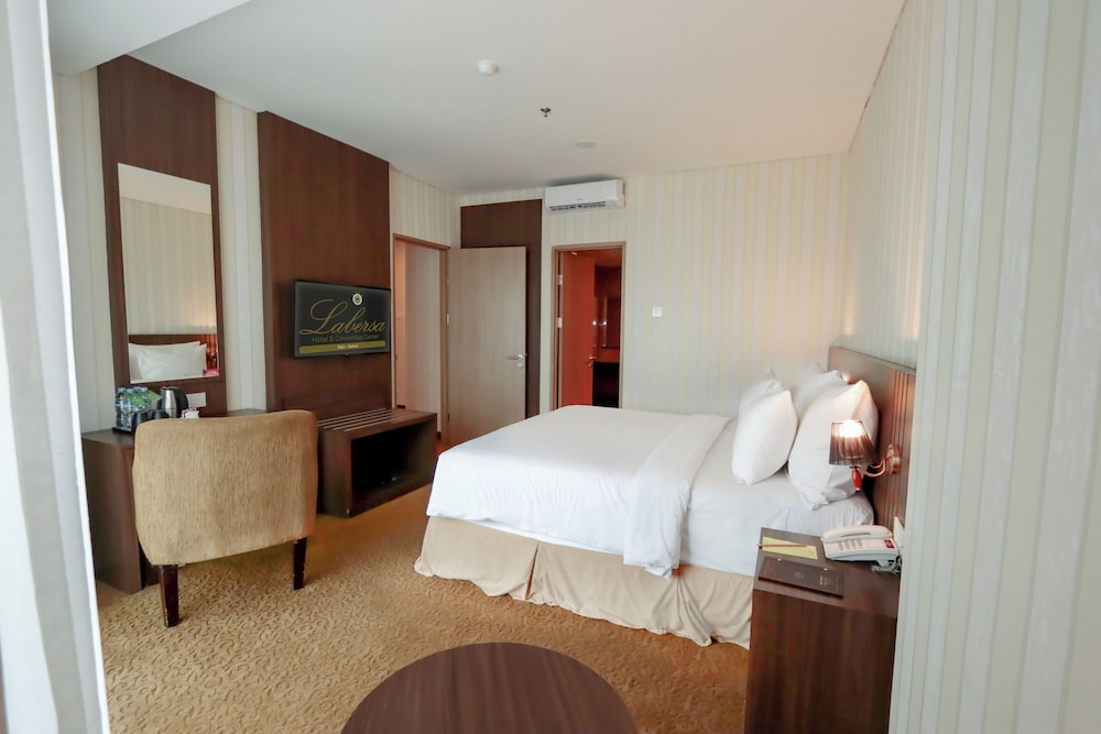 Labersa Hotel And Convention Center Toba Balige