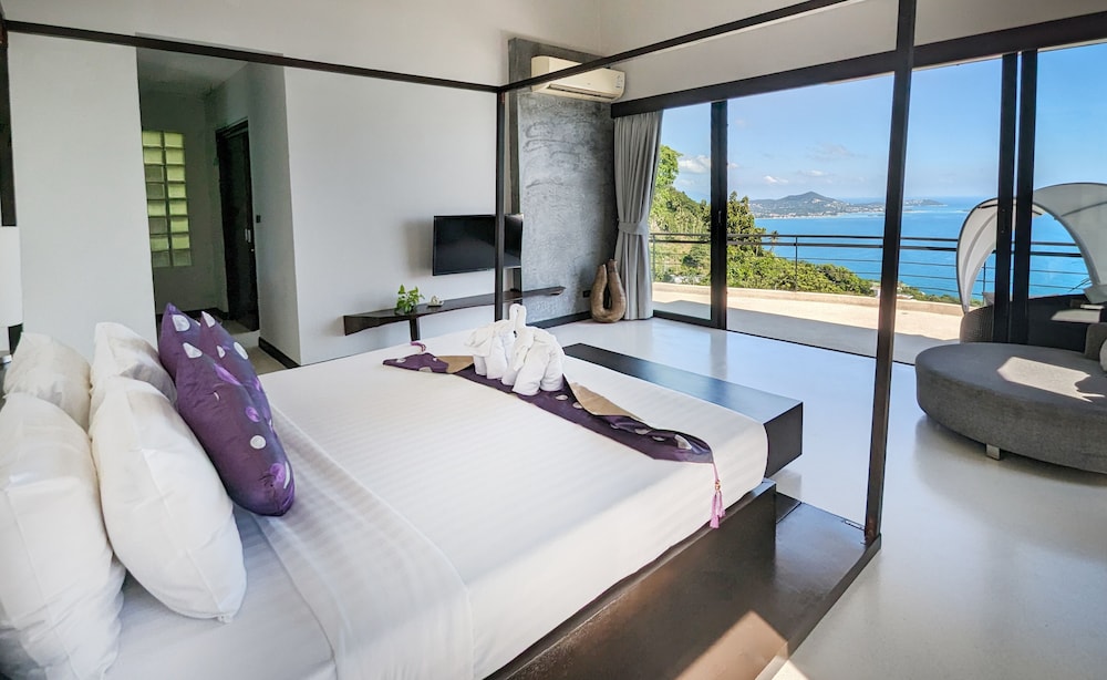 Villa Moonshadow