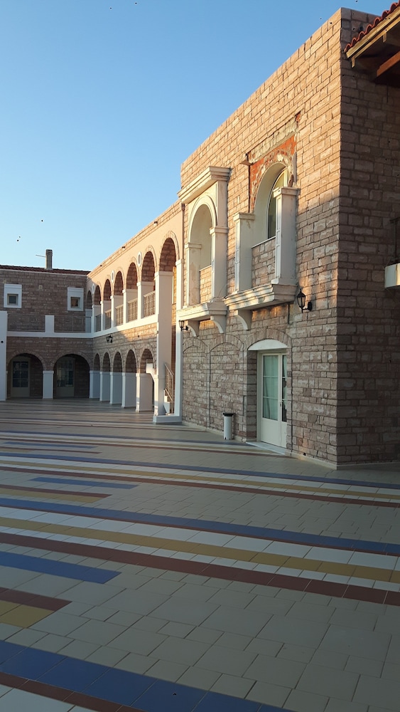 Dionysos Authentic Resort & Village