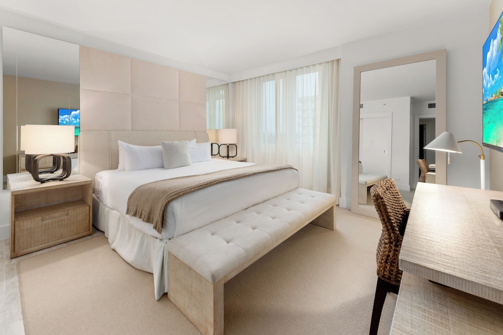 Luxury Vacation Rentals at 1 Hotel & Homes by LRMB