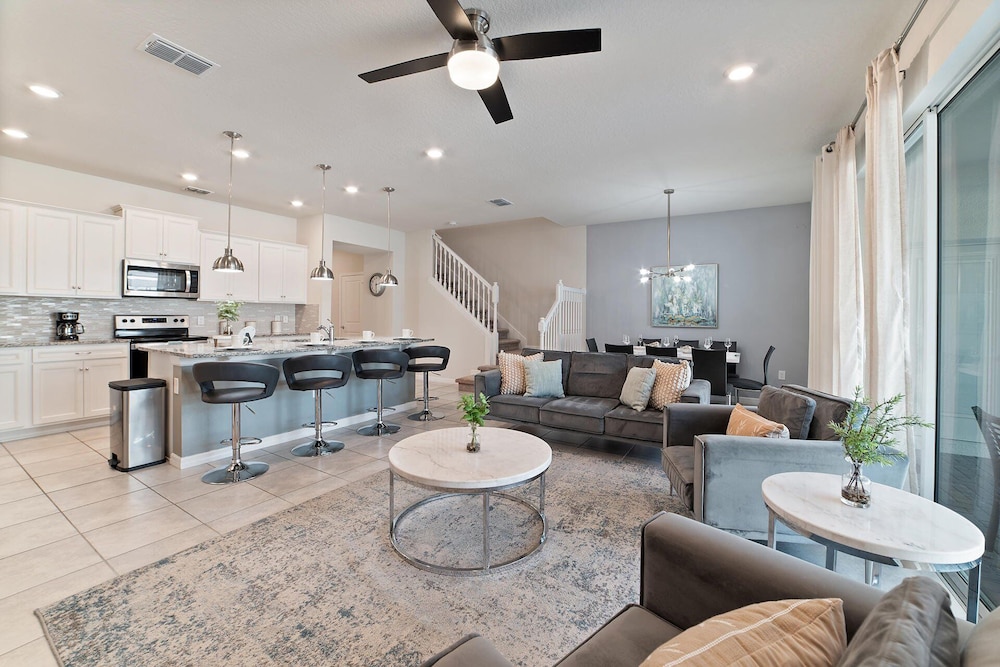 260 Jetty Way